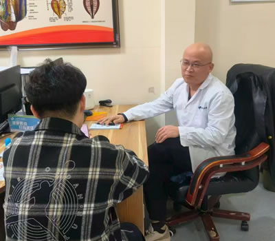 景德镇市|男科医师高朋磊：守护男性健康，专业男科诊疗